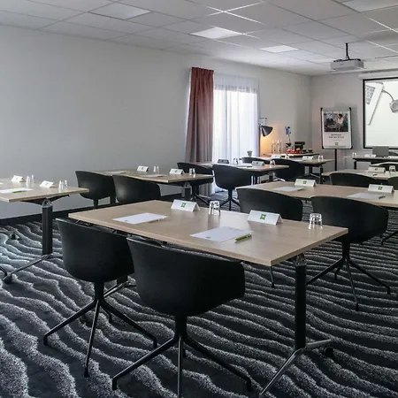 Отель Ibis Styles Vecchio 3*